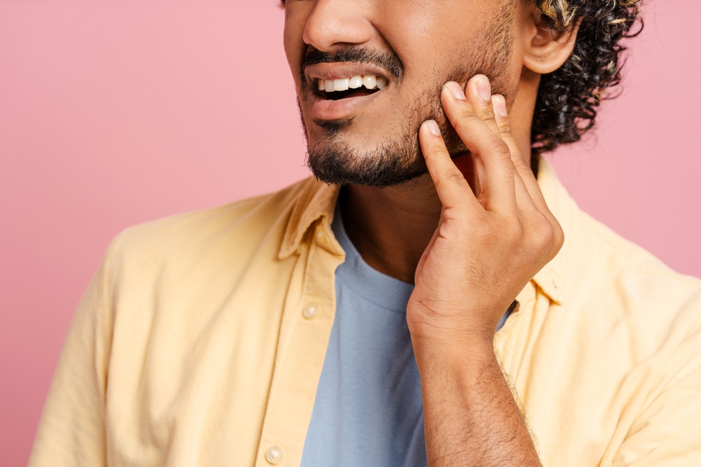 Man with cavity in Ryal Oak, MI